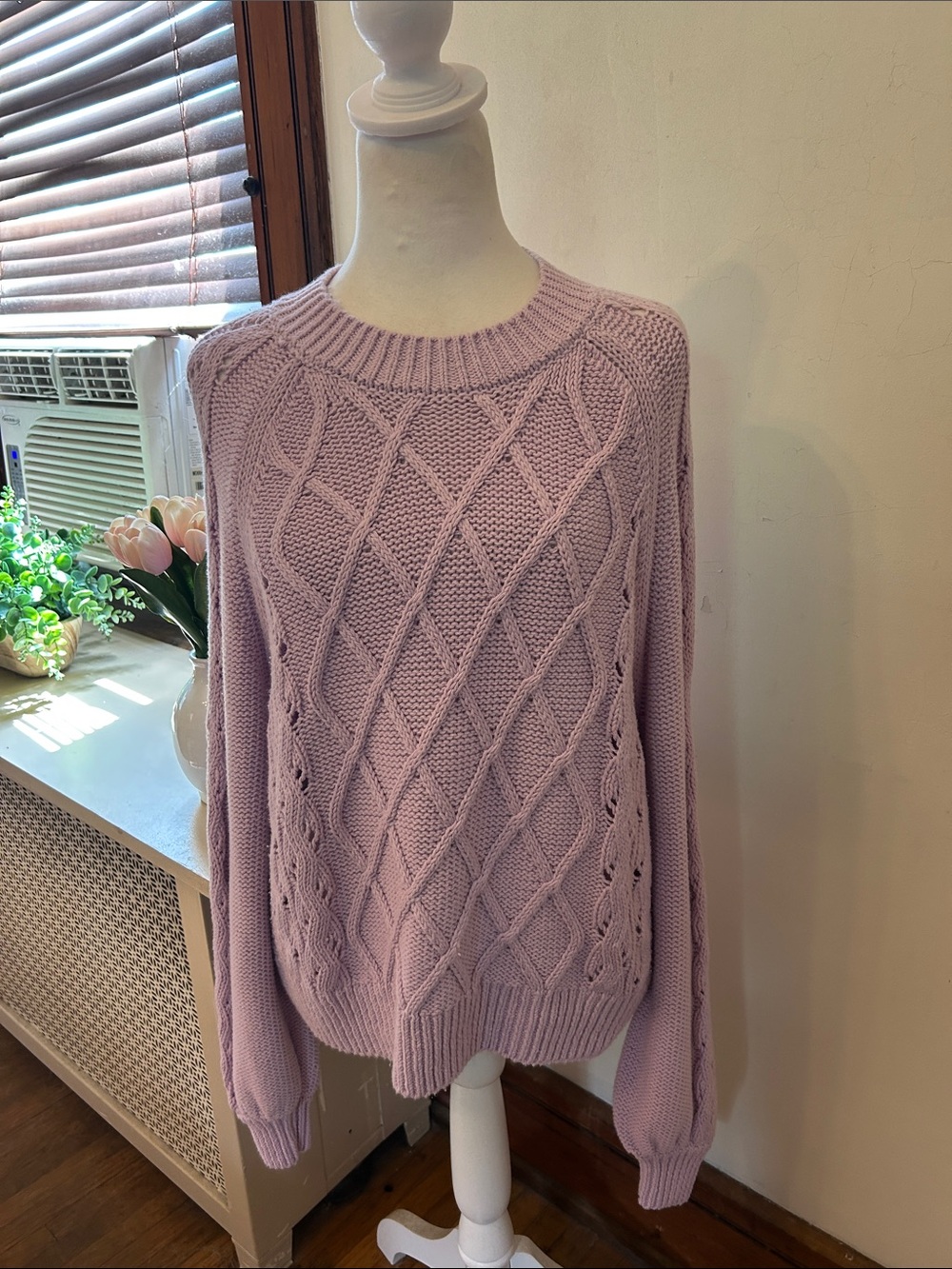 Loft Classic Cable Knit Crewneck Sweater - Lavender Size M EUC